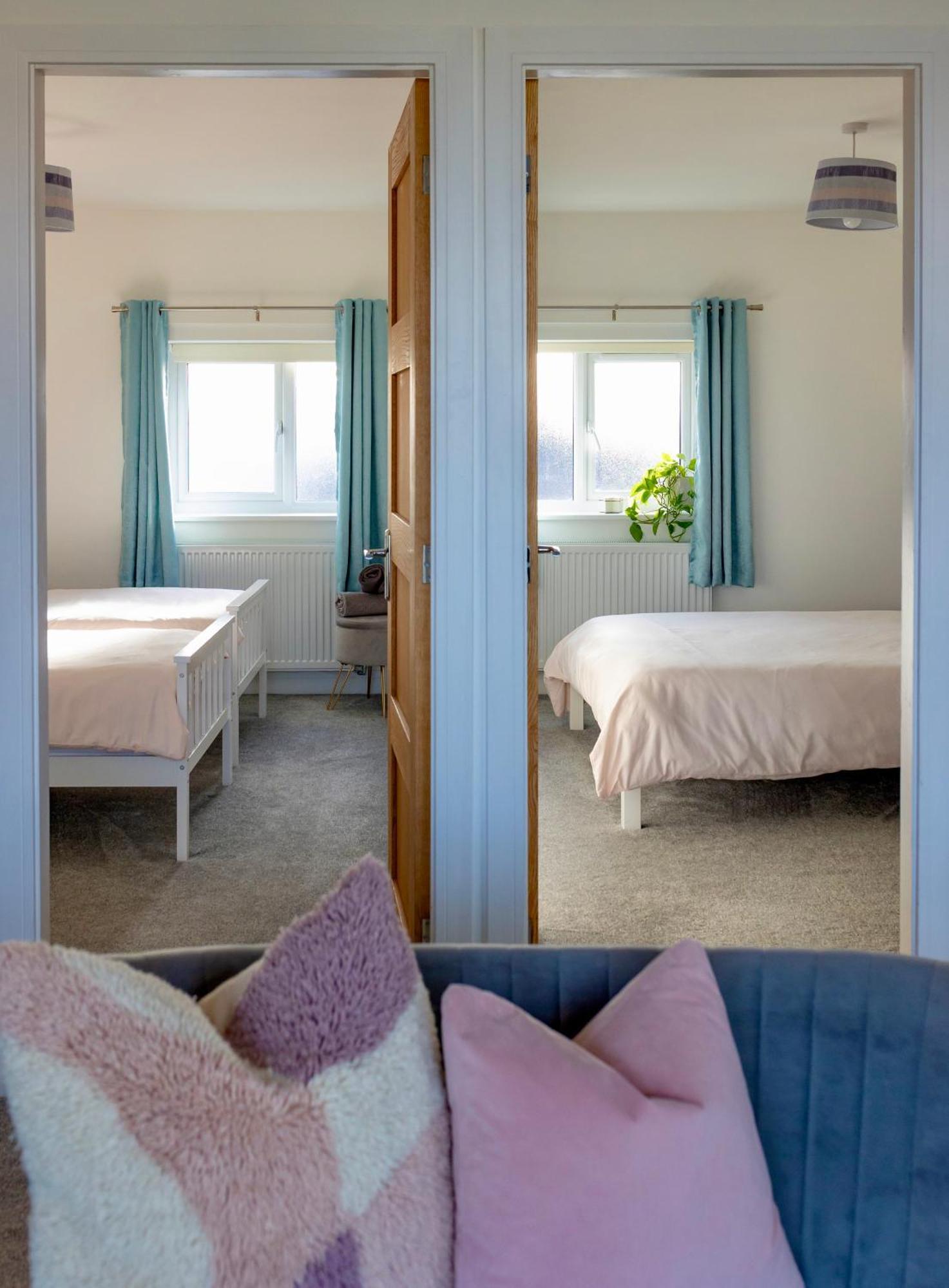 The Beach House With Balcony North Wales Kinmel Bay Екстериор снимка