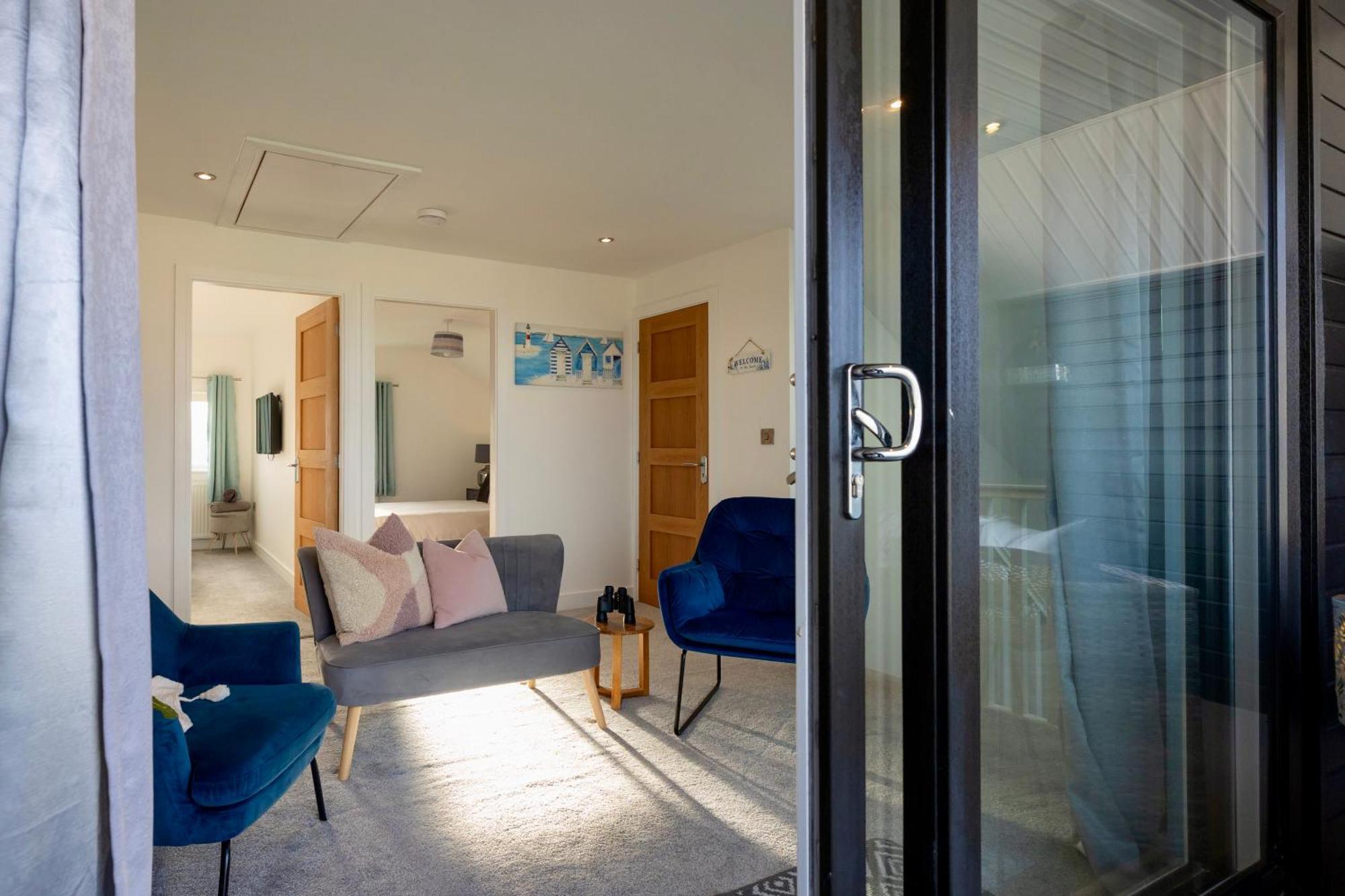 The Beach House With Balcony North Wales Kinmel Bay Екстериор снимка